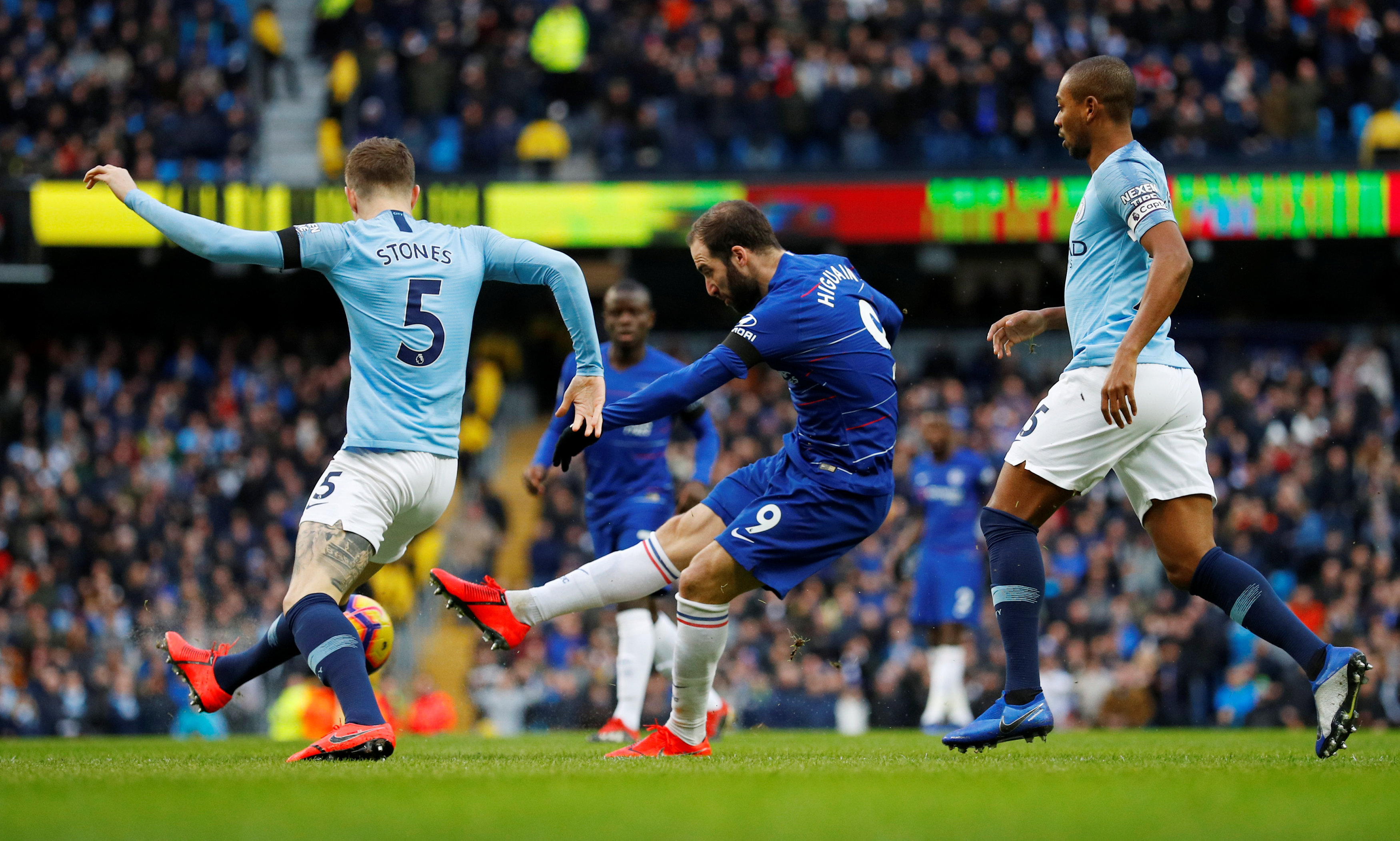 搞笑了！沈梓捷表示想打潜力赛，张庆鹏打趣：我也想打（笑翻现场：沈梓捷称想参加潜力赛，张庆鹏打趣表示也想上场）