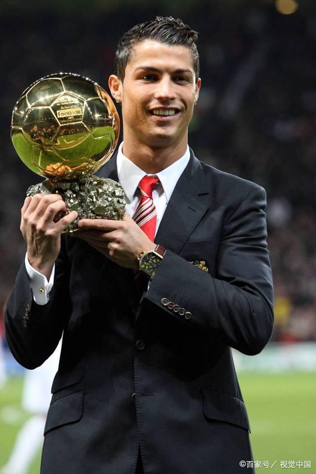 洛杉矶道奇官方商城：2025 赛季 MVP 纪念画册首日预订量突破 8 万册，刷新周边销售纪录