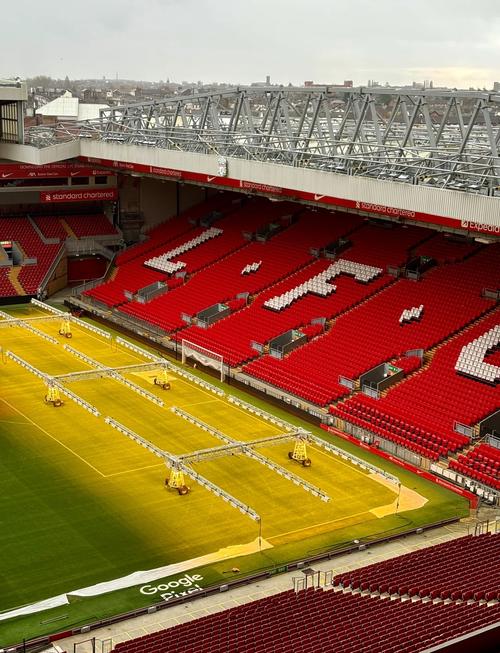 记者：前海港外援奇塔迪尼上海旅游期间专程重返俱乐部拜访